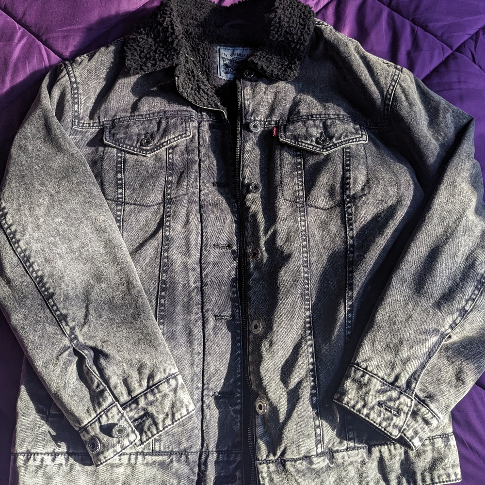 Levi's Sherpa Lined Trucker